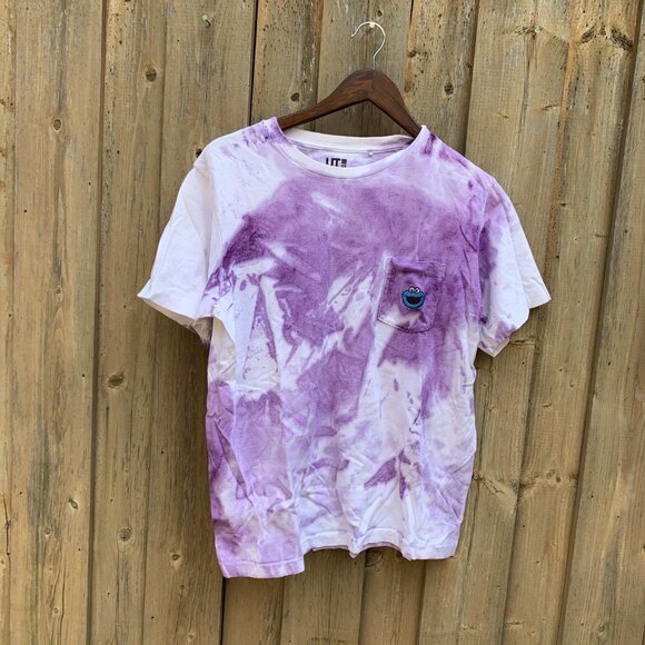 Uniqlo X Kaws Sesame Street Tie Dye Shirt Medium - Picture 3 of 4